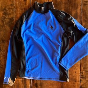 AKONA Adventure Gear Rash Guard Kids Large Blue Black EUC